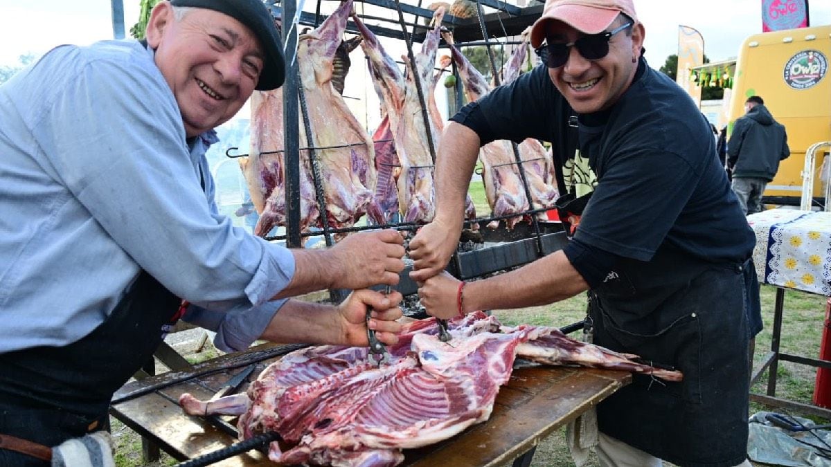 Confluencia de Sabores desplegó en Neuquén capital una oferta con 90 puestos y dos jornadas a puro ritmo y cocina regional
