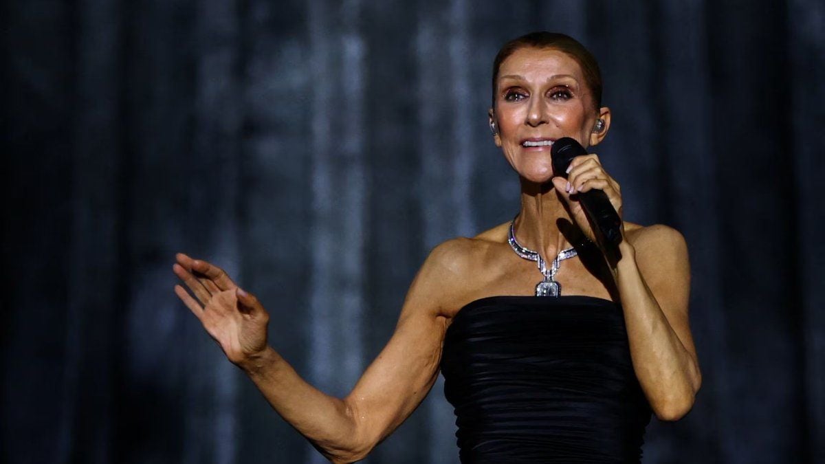 Celine Dion rompió en llanto al volver a cantar en París: "Acabo de cumplir un sueño"