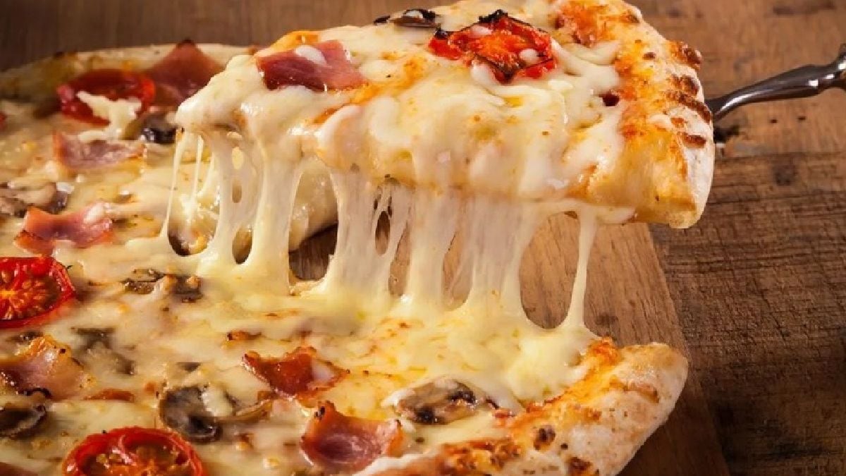 Una noche para pedir pizza o juntar la mesa con empanadas: Neuquén se prende en las promo del martes