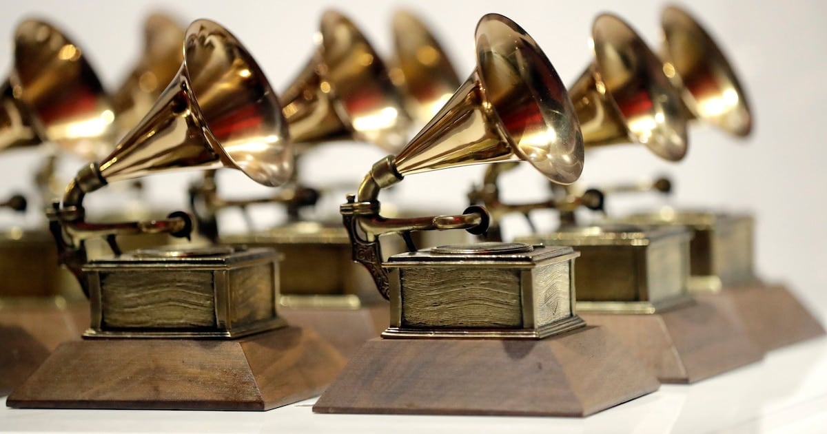 La música argentina se anota en los Latin Grammy: CA7RIEL & Paco Amoroso, Milo J y Fito Páez van por todo