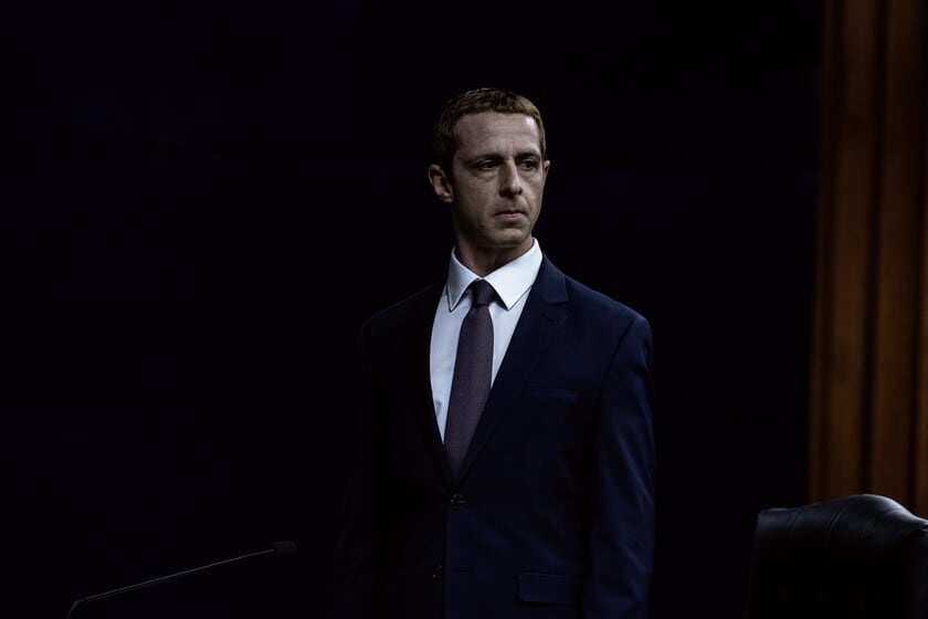 Volver a Zuckerberg: Jeremy Strong se mete en la piel del creador de Facebook en la secuela que escribe y dirige Aaron Sorkin