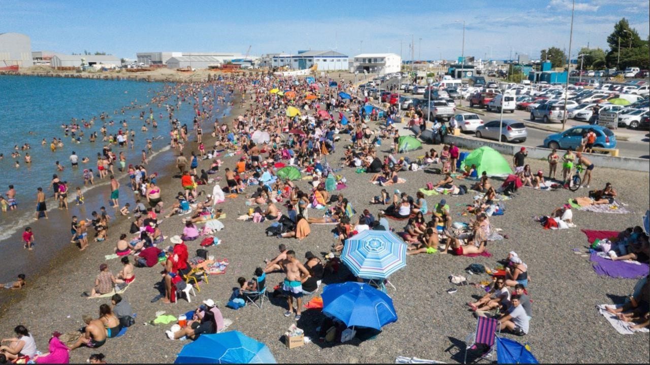 Comodoro Rivadavia se prepara para una temporada clave con ballenas sei, senderismo y patrimonio petrolero