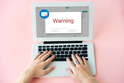 La estafa que escribía sola: cayó EvilTokens, la plataforma que le ponía IA a los correos robados