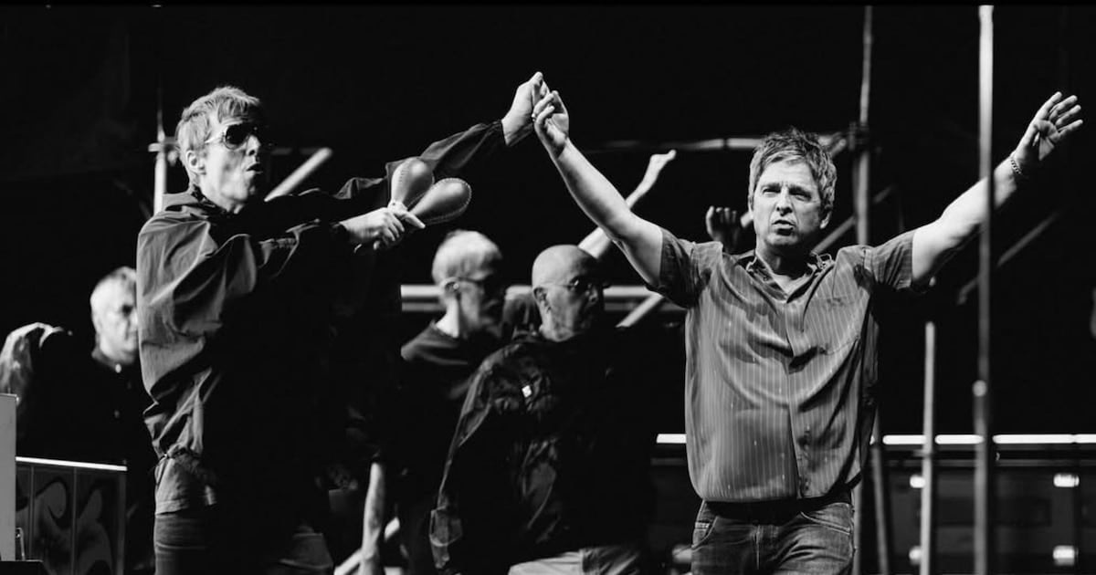 Una postal del pogo argentino se llevó un premio en Londres: el retrato que consagró a un fan de Oasis en River