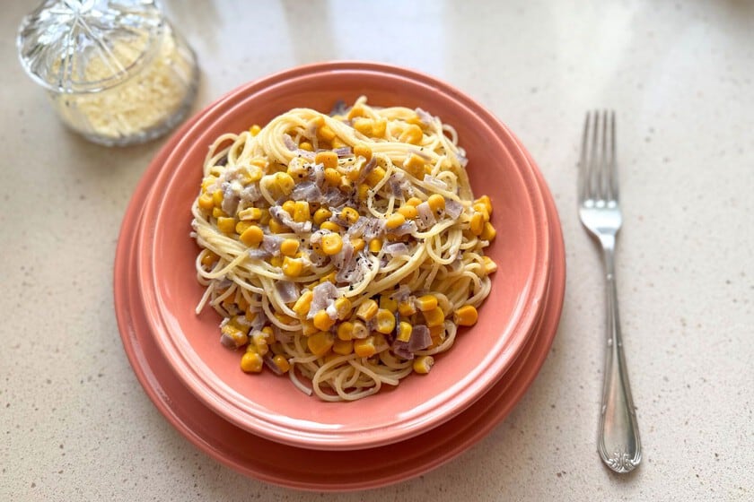 Espaguetis con choclo dorado y salsa cremosa: una propuesta para la mesa familiar en media hora