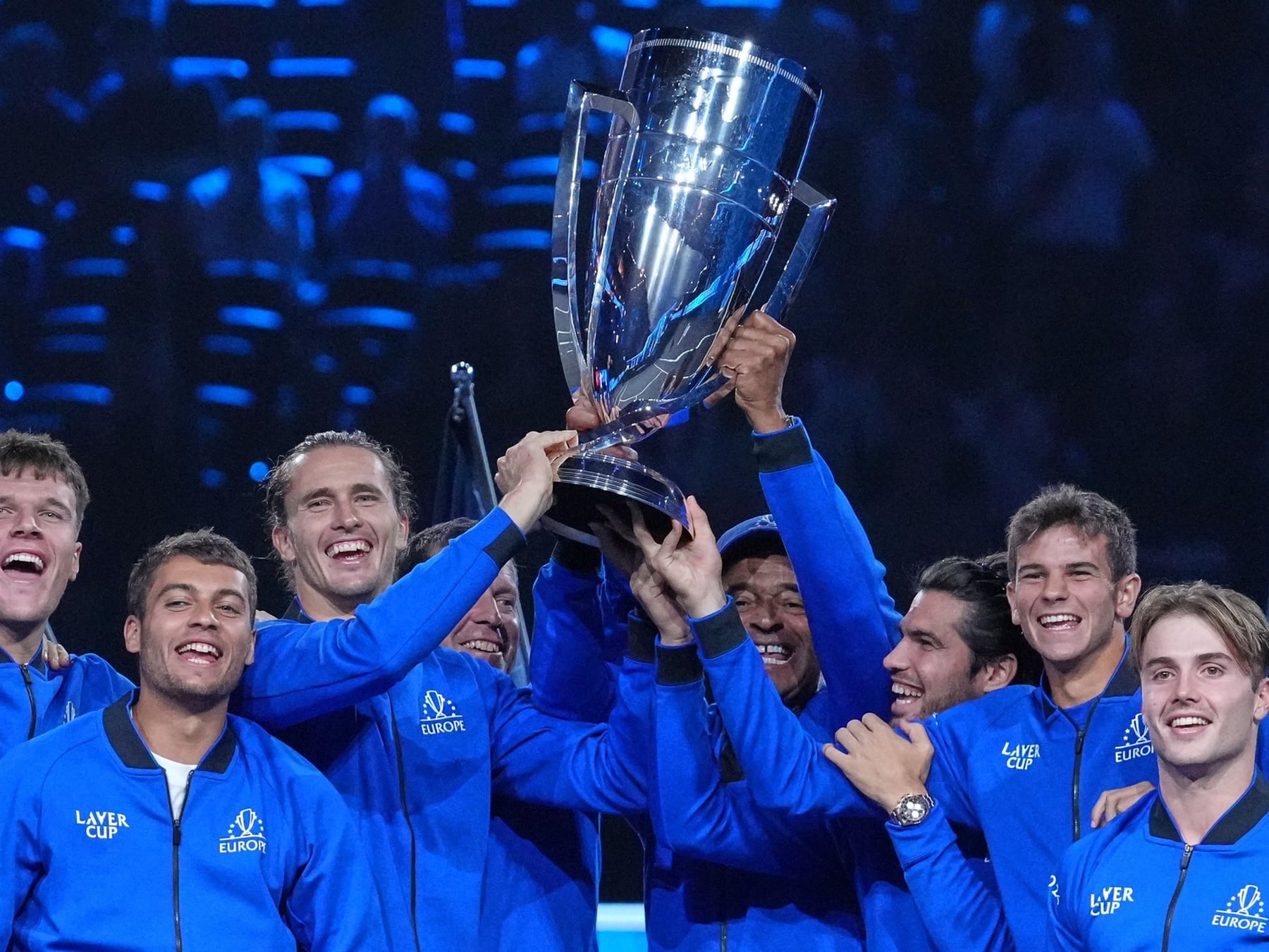 Europa liquidó la Laver Cup en Londres con Zverev como verdugo y Cerúndolo quedó en el banco de Agassi