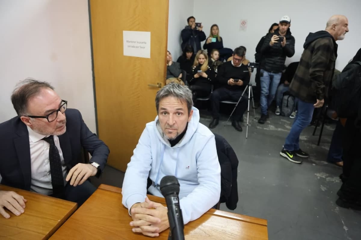 La defensa de Contardi llevó la condena por abuso contra Prandi a la puerta de la Corte bonaerense