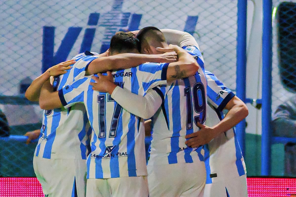 Racing ganó en Río Cuarto y respira con Romero como bombero