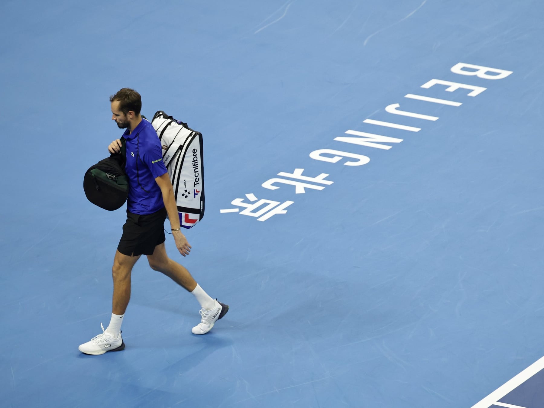 Djokovic a la final en Pekín porque Medvedev se quedó afuera: una pelota perdida, un partido terminado