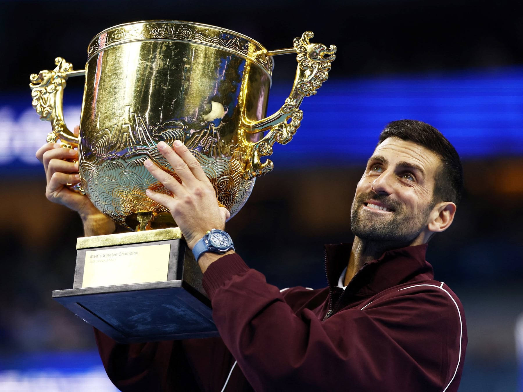 Nole se acerca a Federer: ganó en Pekín y ya suma 102 títulos