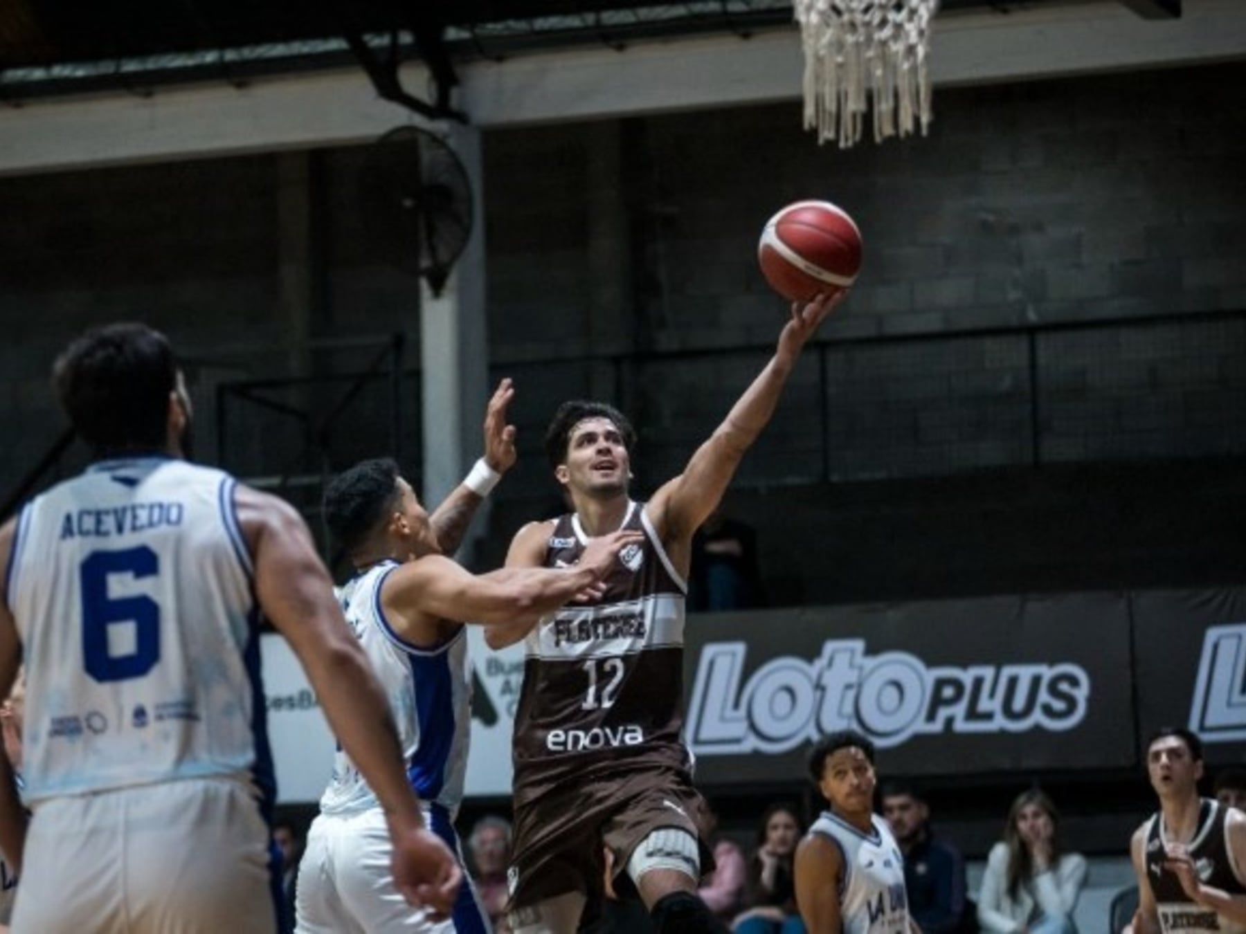 La Unión se sacó la mufa en Vicente López y se vuelve a Formosa con el primero