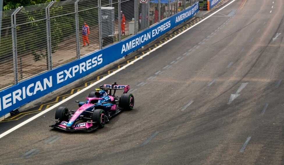 Verstappen se quedó con la Sprint en Marina Bay y Colapinto se quedó sin motor en la segunda vuelta