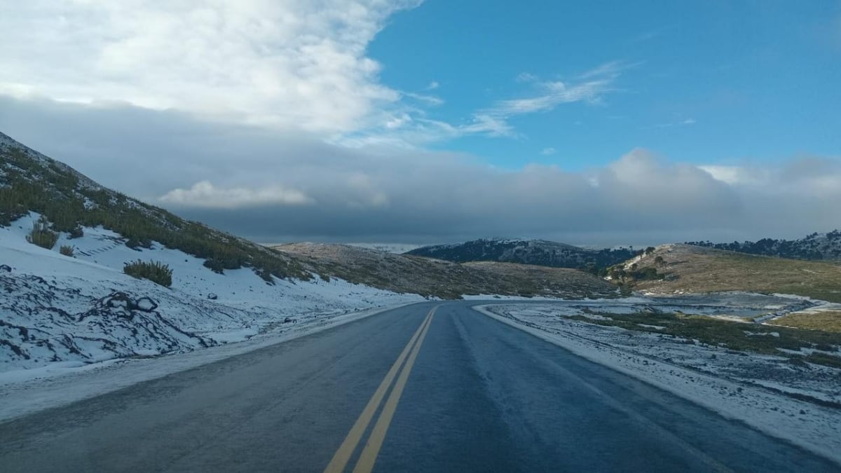 Cordillera neuquina: los dos pasos a Chile siguen abiertos, pero el hielo y la lluvia obligan a extremar los cuidados al volante