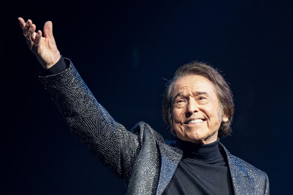 Raphael vuelve al Gran Rex con su voz intacta y la mochila llena de seis décadas de canciones