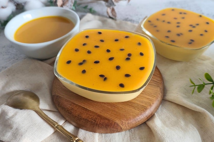 Mousse de maracuyá: cremosidad tropical sin encender el horno y con pulpa que se consigue todo el año