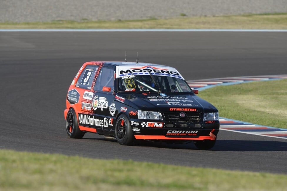 Cortina metió la mejor carrera del año y se subió a lo más alto del Turismo Pista Clase 1