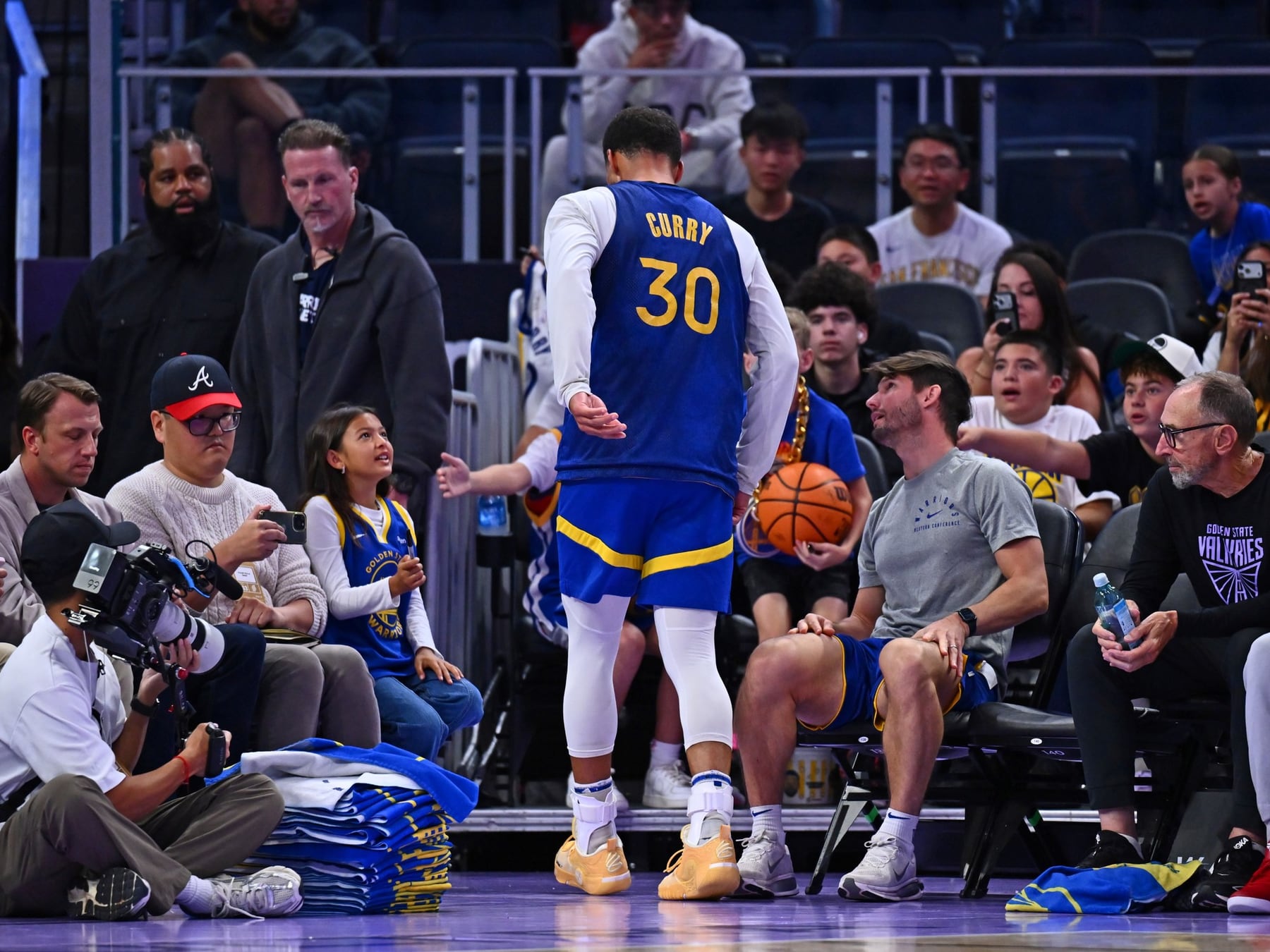 Curry bajó el martillo con su renovación y enseguida se encendieron las alarmas en Golden State