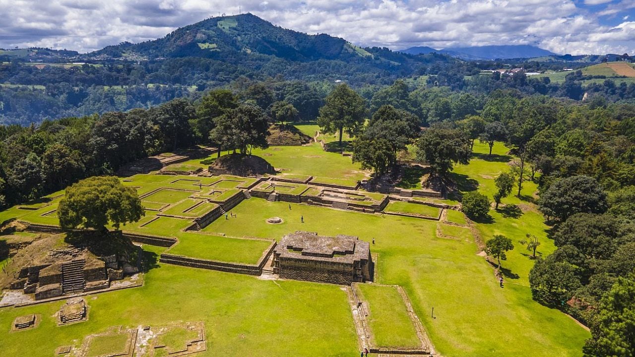 Guatemala, un país del tamaño de una provincia argentina que ofrece mar, selva y volcanes en una sola viaje