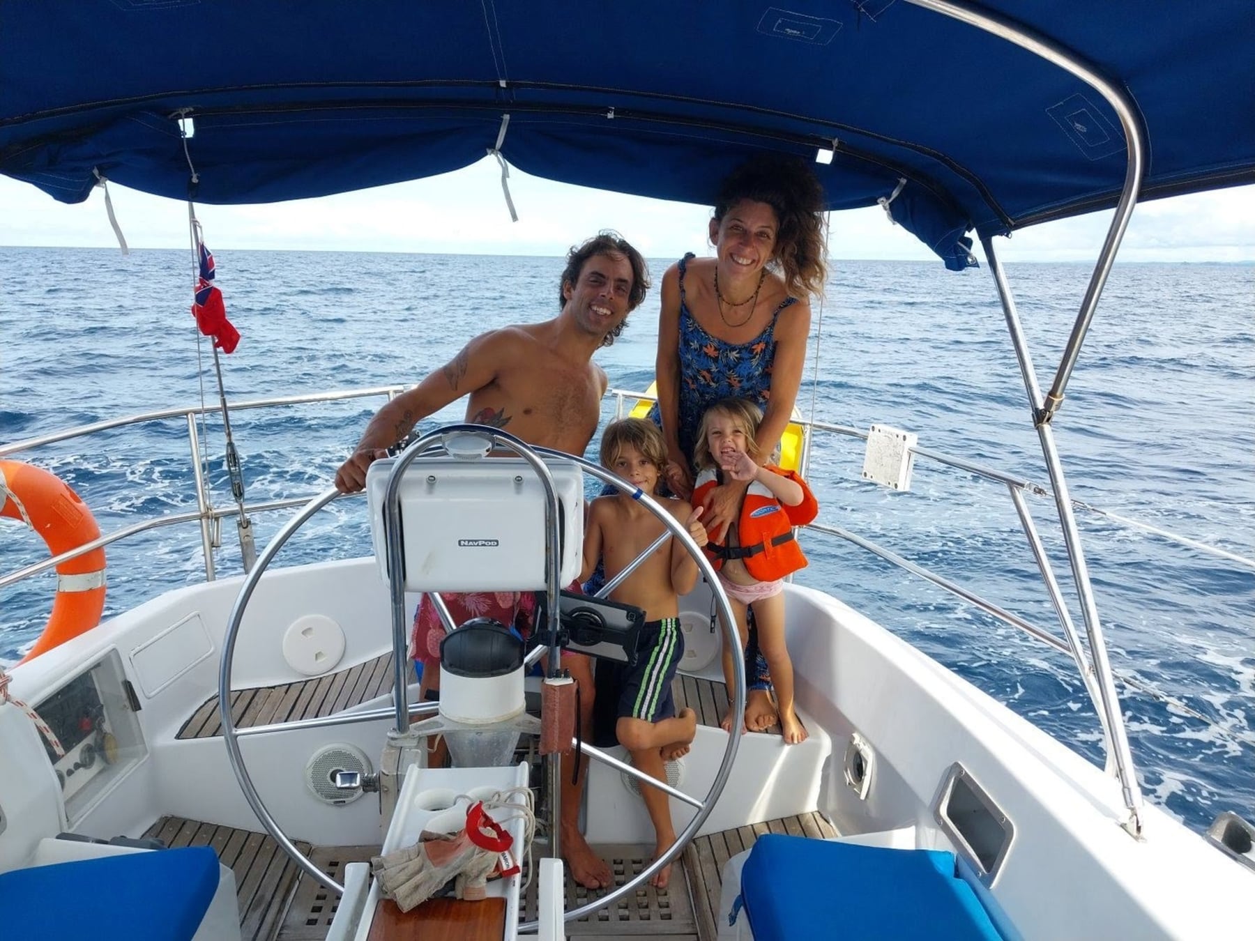 Polinesia Francesa más allá de Tahití: cómo es vivir y navegar entre las islas de la Sociedad a bordo de un velero