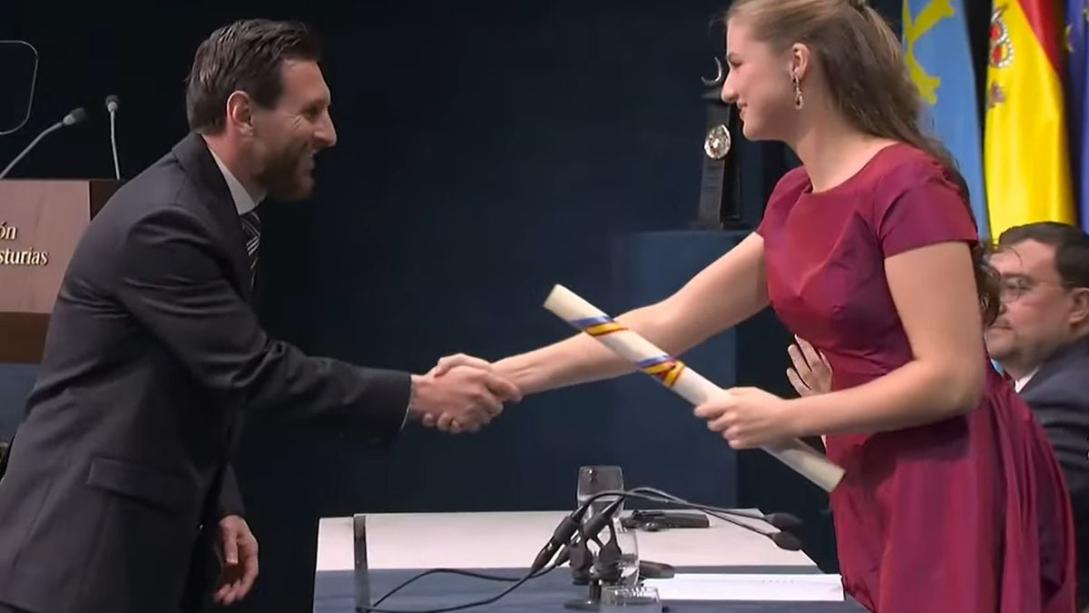 Messi,-Jacinto de oro en Oviedo: un premio para una trayectoria de 49 títulos