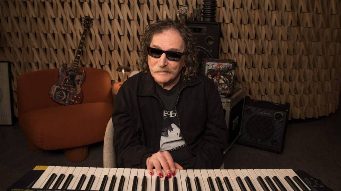 Netflix quiere contar a Charly García desde su propia voz